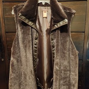 Multiples Black Faux Fur Vest Size 1X